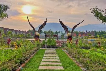 Hotelli Bali Villa Kampot