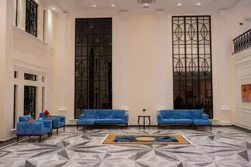 هتل Falettis Grand Bahawalpur