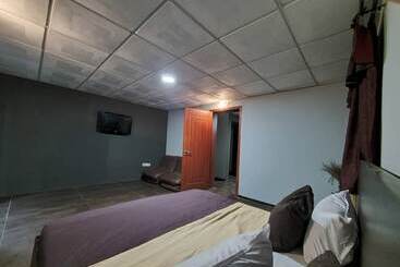 هتل Ikeja Central