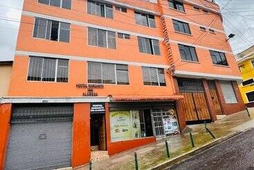 ホテル Estrellita Inn