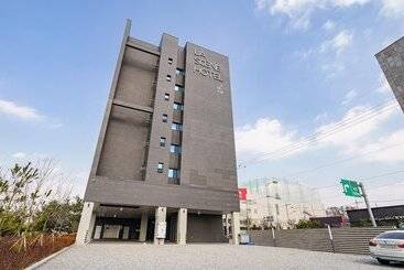 Motel Pyeongtaek La Seine Tourist