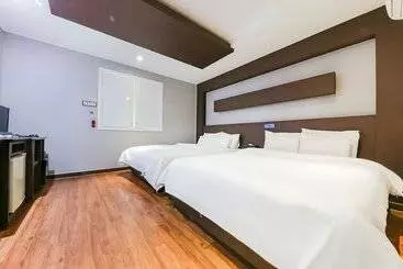 モーテル Seosan Neotel