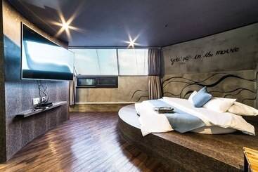 فندق على الطريق Suwon Sky Bien