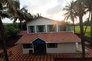 Hôtel Sushegad Guhagar Beach