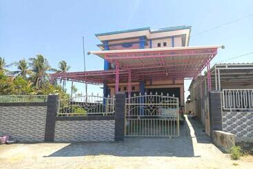 Otel Oyo 93167 Penginapan Noval