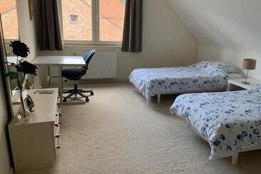 تختخواب و صبحانه Woon Slaapruimte Eerste Verdieping