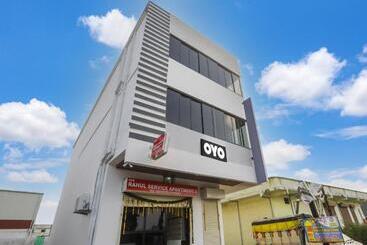 Oyo Flagship Hotel Rahul Service Appartment 2