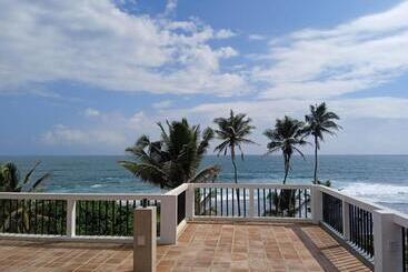 펜션 Pearldrop Waves Mirissa