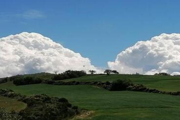 פנסיון Vecchio Casale Quercetino Androne