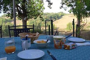 Bed and Breakfast Chez Mémé Coucou