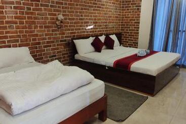 هتل Dhikidada Resort