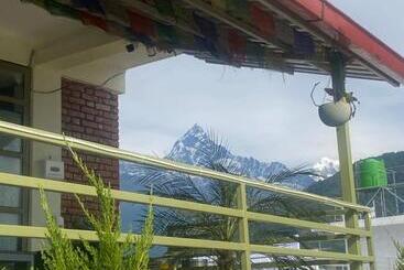 Hotel Dhikidada Resort