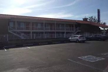 Hotelli Beachway Inn