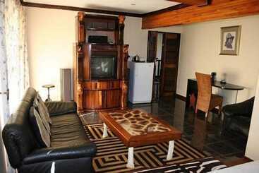 호텔 Fumanekile Lodge