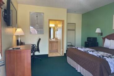 Otel Relax Inn Dilley