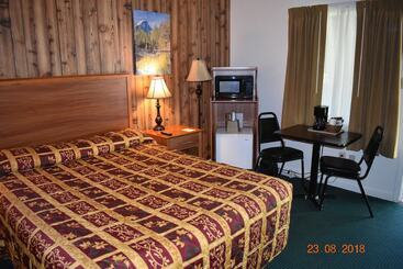 ホテル White Chief Mountain Lodge