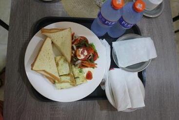 فندق Crystal Premier