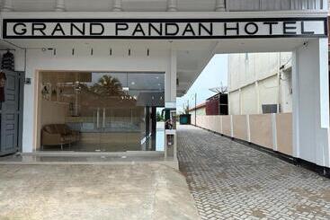فندق Grand Pandan