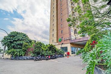 Hotel Oyo Life 92735 Apartemen Tamansari Panoramic By Santuy