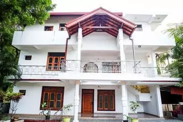 هتل Satk Inn Jaffna, Kokkuvil