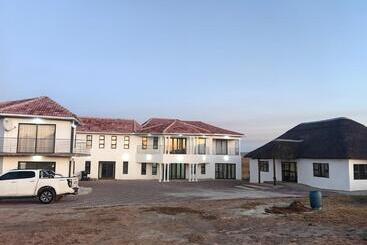 פנסיון Ngqamakwe Luxury Guest House And Conference Centre