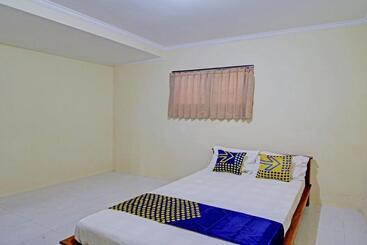 호텔 Oyo Life 92953 Nirmala Kost