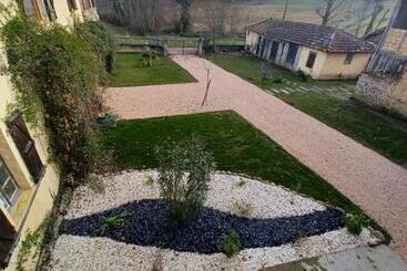 פנסיון Au Jardin Du Lac