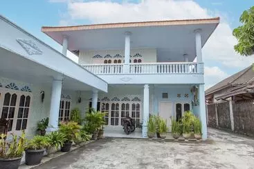 ホテル Oyo Life 92803 Penginapan Purnama