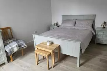ベッドアンドブレックファースト Bright, Quiet Room In The Center Of Newbury