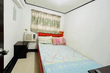 호텔 King Henry S Transient House