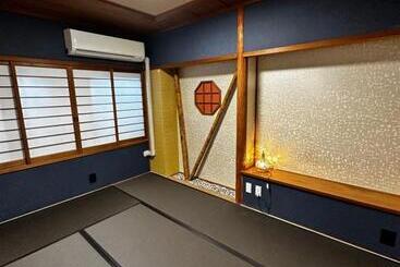 Hotel Artist Village Apartments Kochi