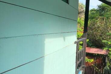 Pansiyon Bluebayou.capurgana