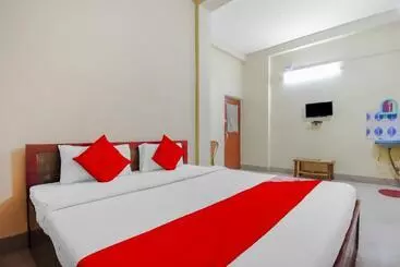 Otel Oyo Flagship Srideep Guest House