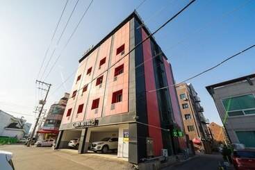 汽车旅馆  Gangneung Cabin