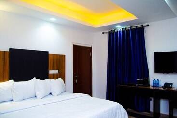Residency Hotel & Apartments