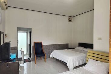 Otel Nipa House Khoayai Villa