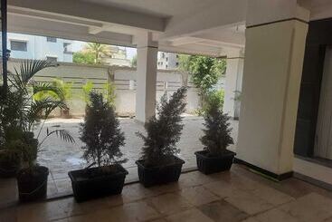 호텔 Opal Suite Rooms