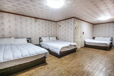 Motel Busan Jaesongdong Zeus