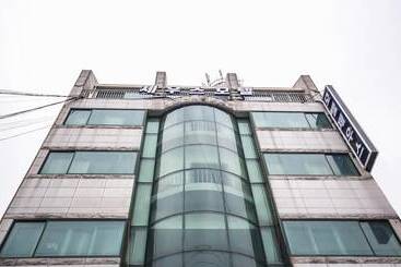 Motel Busan Jaesongdong Zeus