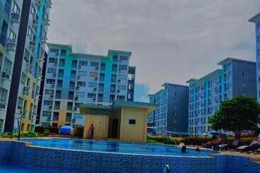 Appart'hotel Seawind Condominium By Damosa Land Near Airport