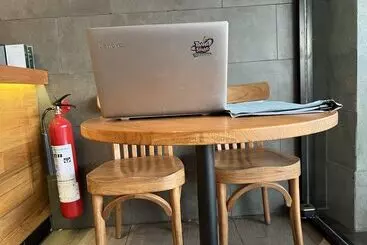 ホテル Malebbi Homestay Makassar By Oyo