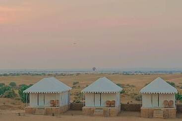 ホテル Royal Empire Resort Jaisalmer