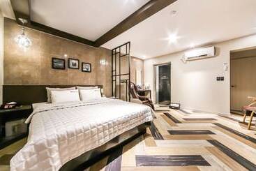 Motel Pohang Ocheon Montana