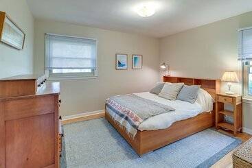 کلبه Ann Arbor Home W/ Deck, 2 Mi To Michigan Stadium!