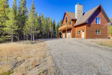 Hus på landet Brand New Idaho Springs Cabin W/ Patio & Fire Pit!