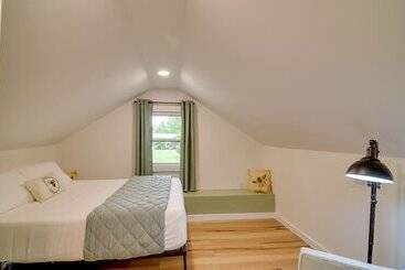 Dom wiejski Burnside Vacation Rental, Walk To Lake Cumberland!