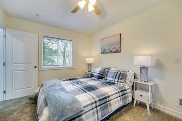 Сельский дом Family Friendly Ferndale Home: 3 Mi To Detroit Zoo