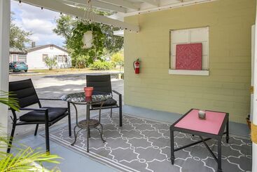 Dom wiejski Centrally Located Gulfport Duplex W/ Patio!