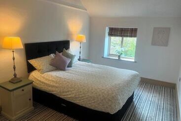 ホテル Slyne Lodge