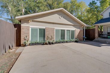 Hus på landet Walk To Lewisville Lake: Pet Friendly Texas Abode!